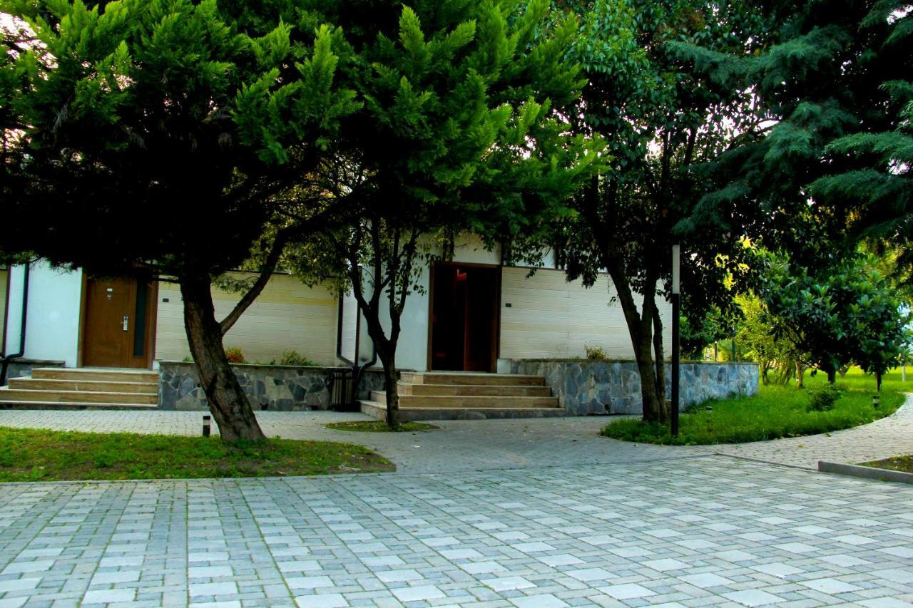 Sheki Olimpiya Hotel & Resort エクステリア 写真