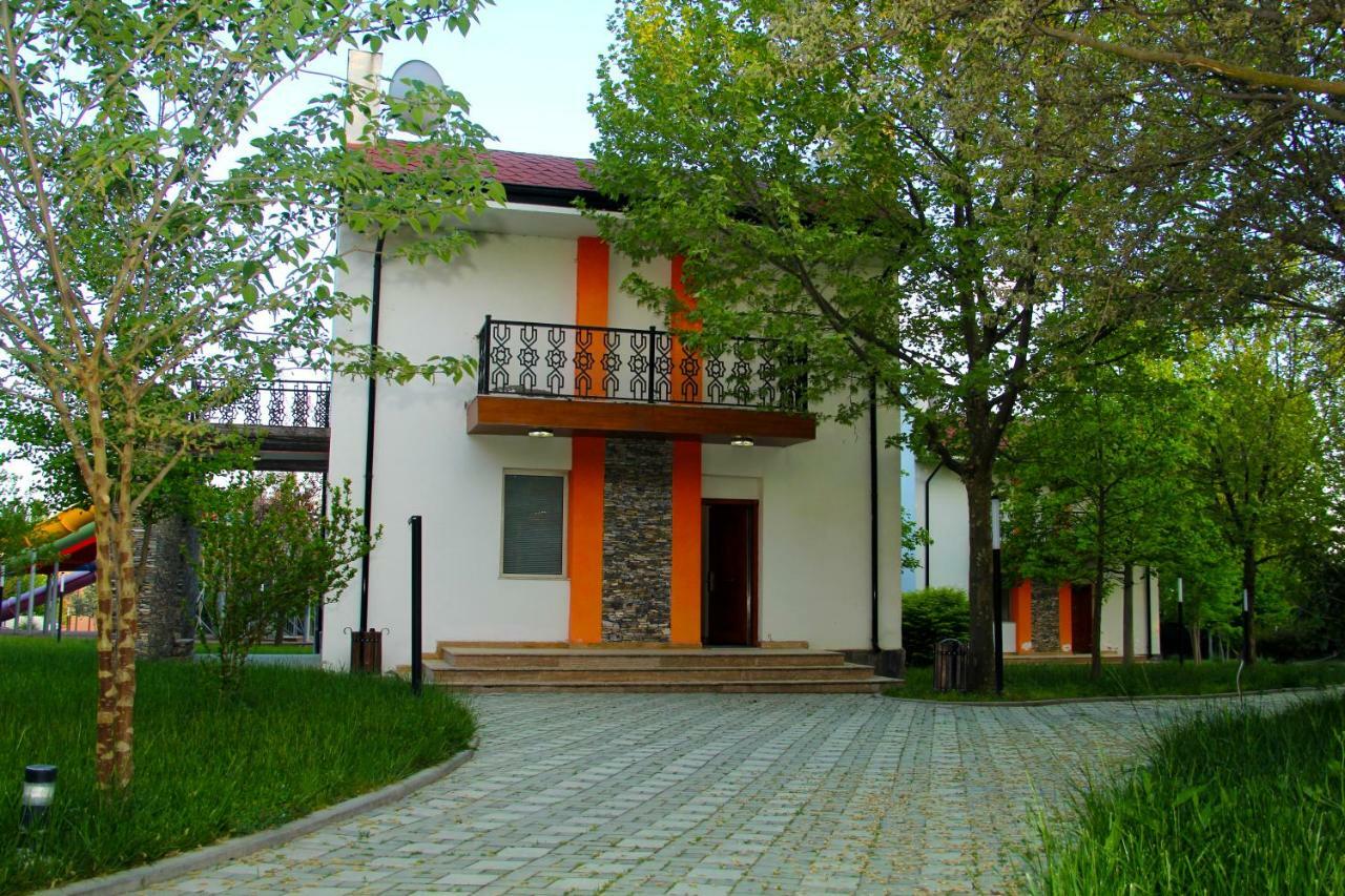 Sheki Olimpiya Hotel & Resort エクステリア 写真